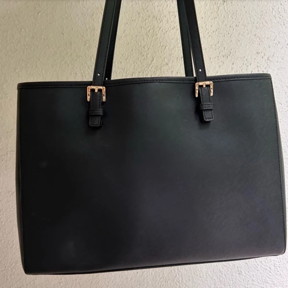 Michael Kors Black Jet set travel tote Bag - Picture 10 of 11